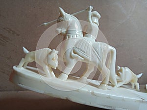 Hunting bone elephant and Tiger