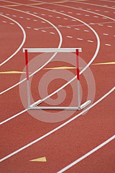 Hurdle track lane