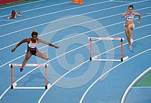 Hurdles women