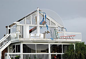 Hurrikan beschädigt Strand haus 