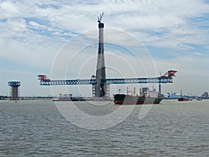 Husutong Yangtze River Bridge, China under construction 28.05.2019