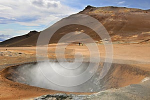 Hverarond crater