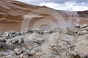 Hverir, front focus on bright rocks