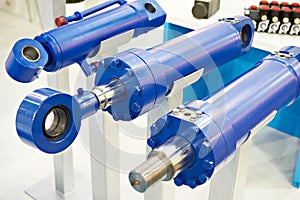 Hydraulic cylinders photo