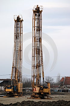 Hydraulic drilling machines