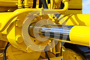 Hydraulic piston system photo