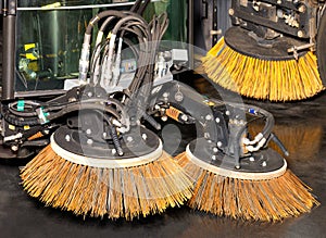 Hydraulic sweepers for cleaning large areas on city streets