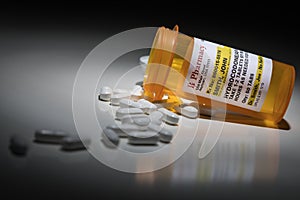 Hydrocodone Pill Prescription Bottle with Non Proprietary Label