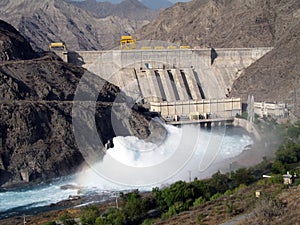 Hydroelectric dam img