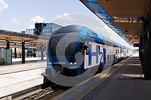 A hydrogen fuel cell train concept