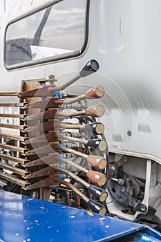 Hydrolic handle control