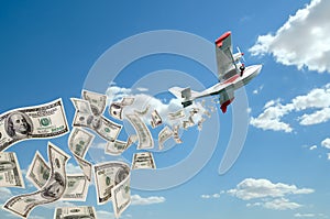 Hydroplane and dollars