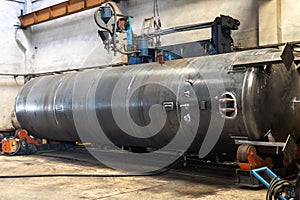 Hydrostatic test of pressure cylindrical tank or pressure vessel and safety valve (check valve).