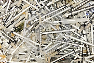 Hypodermic needles