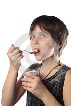 I eating an yoghurt