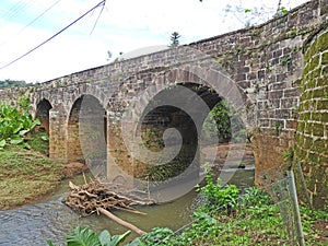 Midtone Contrast Bridge