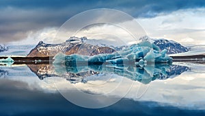 Ice bergs in Jokulsarlon glacial lake, Iceland