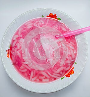 ice cendol fresh drink in a white bowl with a white backround