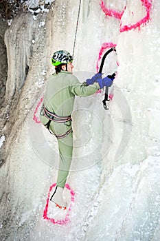 Ice climbing competition