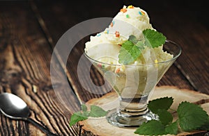 Ice cream scoops in an ice cream bowl