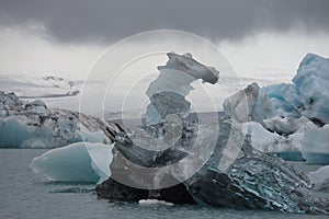 Ice formations at JÃ¶kulsÃ¡rlÃ³n Iceberg Lagoon