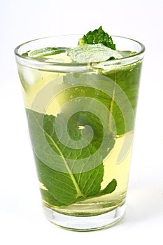 Verde tè 