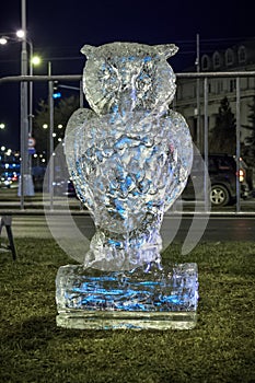 Ice statue of the owl
