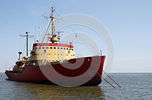 Icebreaker anchored