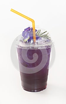 Iced butterfly pea juice