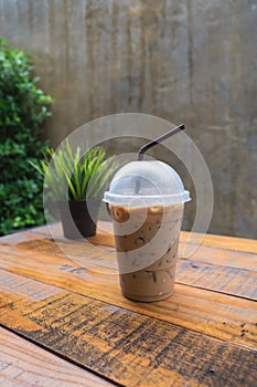 Iced coffee take-home cup