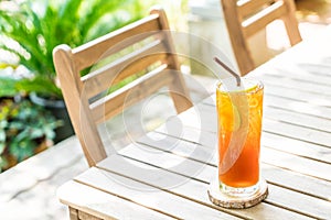 iced lemon tea