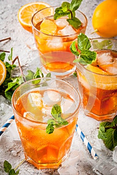 Iced tea with lemon and mint