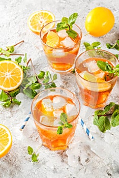 Iced tea with lemon and mint