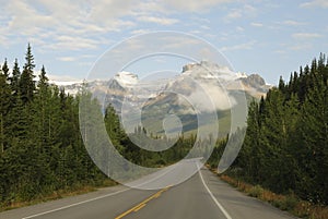 Icefields Parkway in Canadian Rockies photo