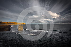 Icelandic coastal scenary photo