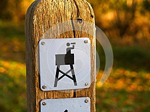 Icon sign of a birding watching tower