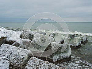 Icy Embrace: A Chilly Coastal Retreat, Uzavas Baka, Latvija