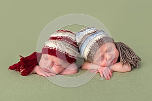 Identical twins with hats