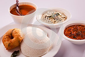 Idli Vada is a South Indian breakfast dish