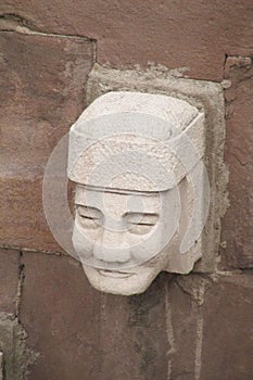 Idol head statue from Tiwanaku