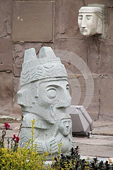 Idol statue from Tiwanaku