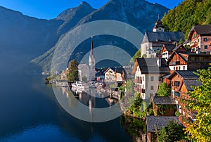 Idyllic alpine lake village Hallstatt, Austria