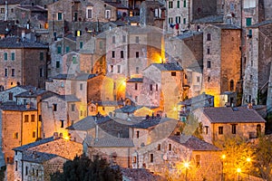 Idyllic evening in Sorano