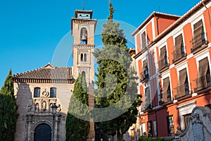 Iglesia parroquial de san Gil y santa Ana del siglo XVI y estilo