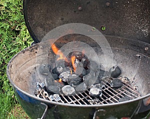Ignite charcoal grill