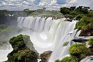 Iguassu Falls is the largest series of waterfalls on the planet photo