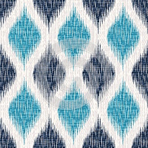 Ikat ethnic seamless pattern ogee textured background