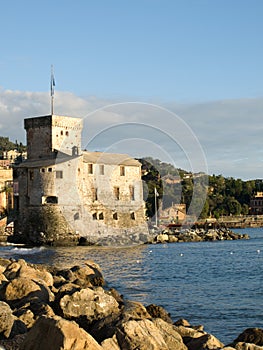 Il castello sul mare