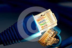 Illuminated network plug