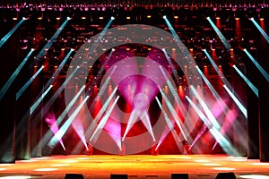 Illuminated show stage